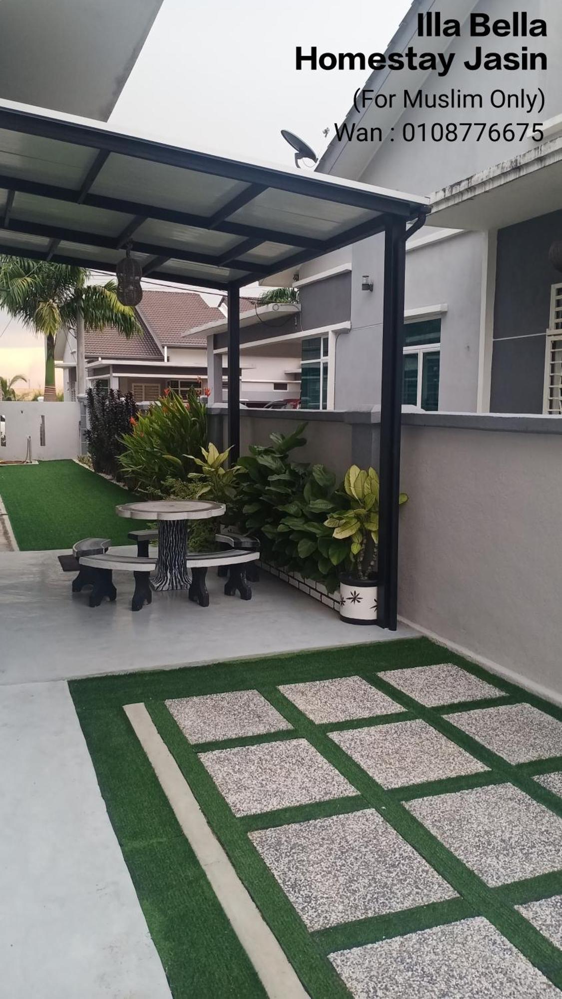 Illa Bella Homestay Jasin Buitenkant foto